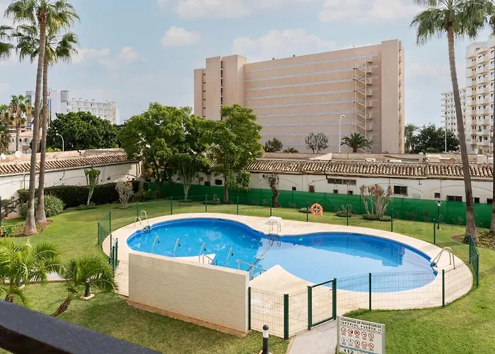 Lovely Next To The Beach Torremolinos