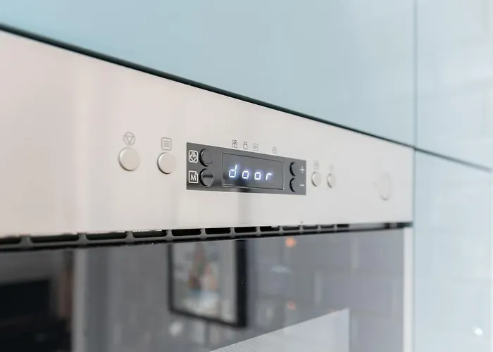 Lovely Next To The Beach *