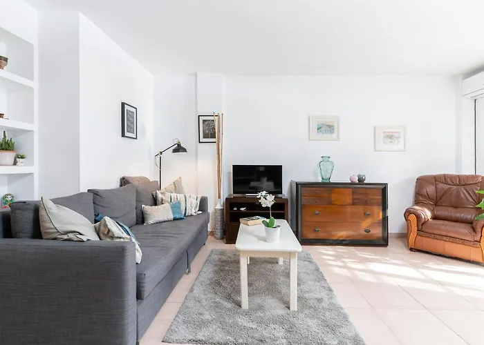 Lovely Next To The Beach * Torremolinos