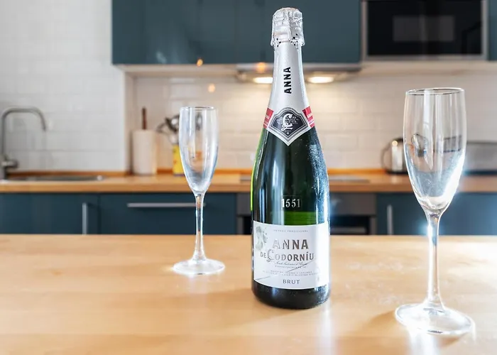 Lovely Next To The Beach * Torremolinos