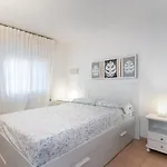 Lovely Next To The Beach *