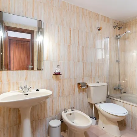 Lovely Next To The Beach *