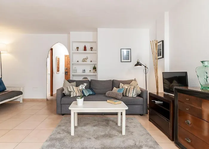 Lovely Next To The Beach