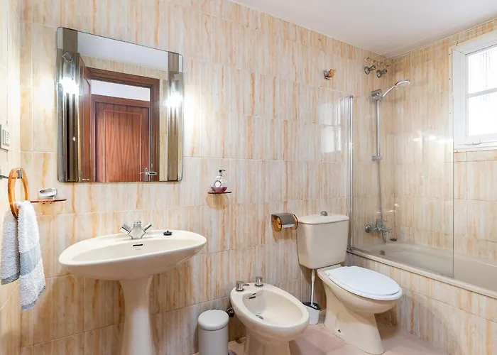 Lovely Next To The Beach *